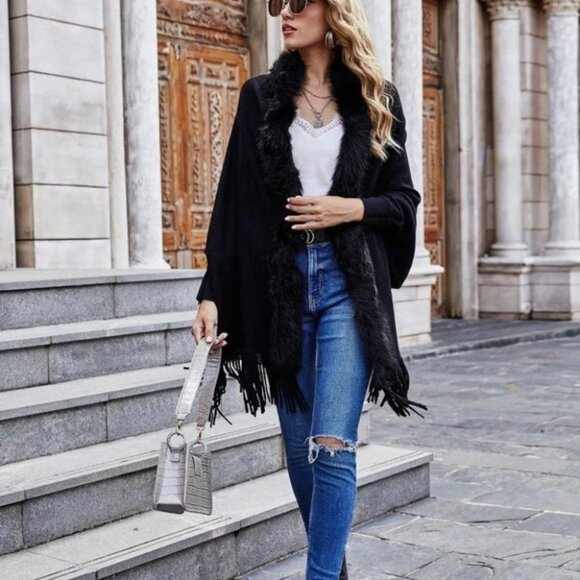 Black Faux fur & fringe Detail Batwing Sleeved Open front Knit Sweater Cardigan - Picture 6 of 8